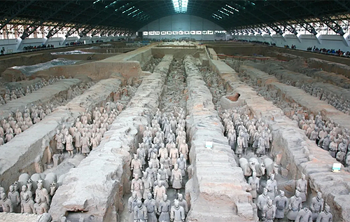 Річки ртуті та смертельні пастки: чому досі не відкрито гробницю першого імператора Китаю