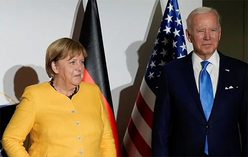 Байден напомнил Германии об обещании помогать Украине из-за "Северного потока-2"