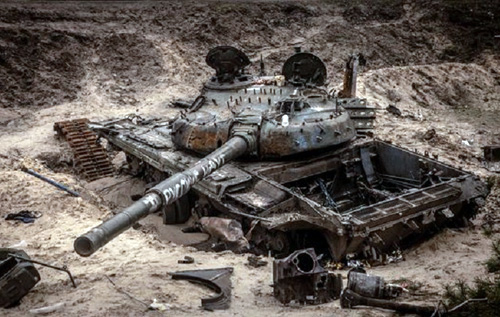 За добу ліквідовано гелікоптер, 12 танків та 650 окупантів: Генштаб оновив втрати росіян