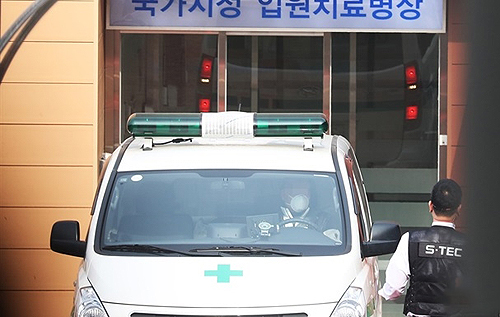 У Південній Кореї вантажівка протаранила натовп людей