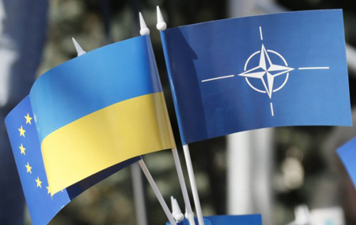 Українці вважають неприйнятними переговори з РФ і виступають за вступ України до НАТО, – опитування