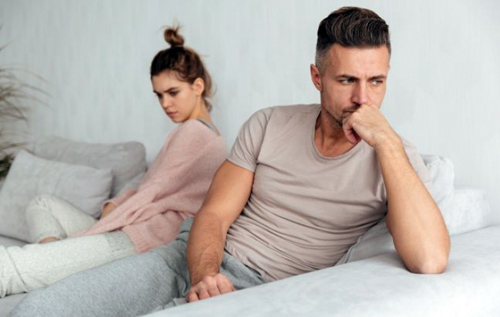 Психолог назвав три поширені переконання, які можуть зруйнувати відносини