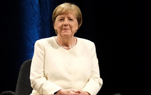 Меркель закликала до дебатів щодо закінчення війни в Україні й отримала жорстку відповідь з Банкової