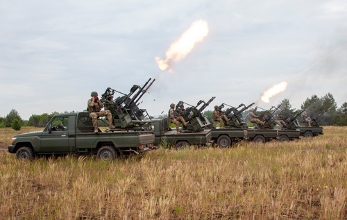 Потужна зброя проти "шахедів": у ЗСУ показали роботу чеських зенітних комплексів Viktor. ФОТО