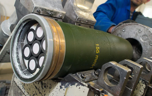 США підтвердили передачу Україні касетних боєприпасів: Байден назвав це рішення "важким"