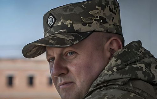 "Батько наш Залужний, ЗСУ – сім'я": українські воїни зворушливо привітали "залізного генерала" з 50-річчям. ВІДЕО