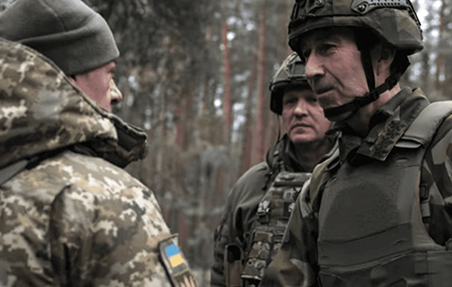 Головнокомандувач Збройних сил Швеції відвідав українську бригаду на передовій. ВІДЕО