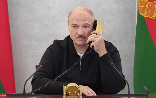 Лукашенко боїться, що його вистежать через мобільний телефон і вб'ють