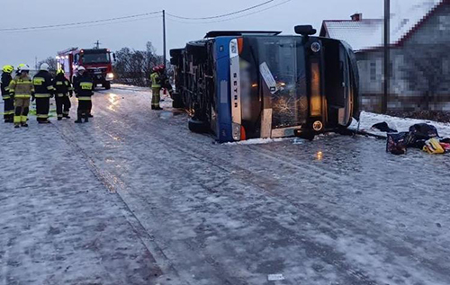 В Польщі перекинувся автобус з українцями: постраждало щонайменше 20 людей