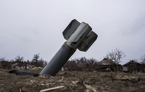 Українська ППО ефективно адаптується до ударів ворога: у ISW оцінили виведення з ладу російських ракет за допомогою РЕБ