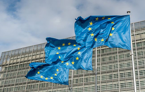 ЄС хоче розпочати переговори з Україною щодо членства до 1 липня: Politico назвало причину