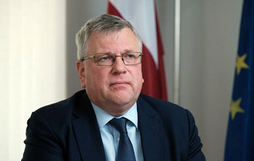 Посол Латвії пояснив, чому Захід боїться програшу Росії у війні