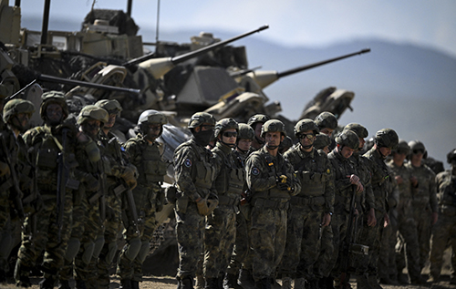 Якою може бути війна Росії з НАТО: політтехнолог назвав можливі сценарії