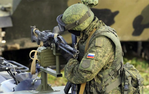 Под Мелитополем российские офицеры насилуют и пытают своих солдат, а затем сжигают их трупы, – СМИ