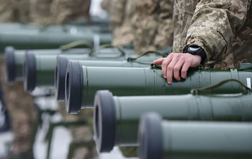 НАТО хоче взяти на себе постачання зброї Україні, щоб переграти Трампа у разі його президентства, – Handelsblatt