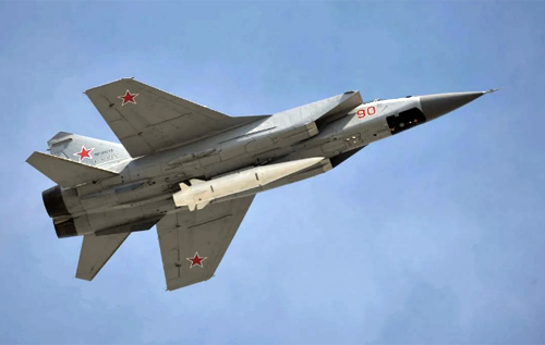 Військовий експерт сказав, які ракети Росія "береже" для ударів по Києву