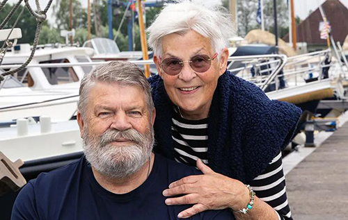Подружжя, яке щасливо прожило у шлюбі майже 50 років, померло разом шляхом евтаназії