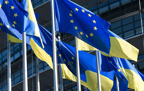 У ЄС терміново готують пропозицію щодо кредиту Україні на 50 млрд доларів під активи РФ