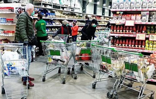 У мережі показали, як українці спустошують супермаркети