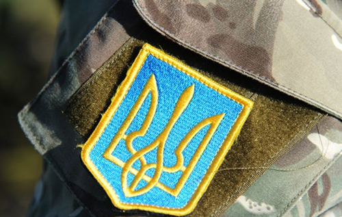 Це не кадри із бойовика: один український штурмовик героїчно відбив атаку 10 окупантів. ВІДЕО