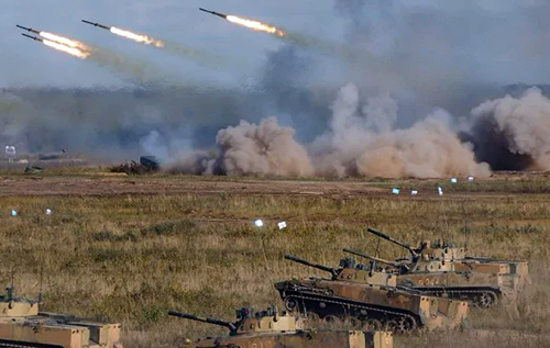 "Давили без перестанку": в AP розповіли, як російська армія захопила два прифронтових села на Донеччині