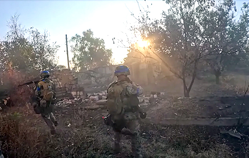 Усіх окупантів відправлено до пекла: бійці спецпідрозділу "Еней" показали зачистку селища Північне на Донеччині. ВІДЕО