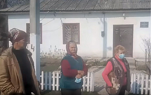 В селе под Одессой устроили травлю женщине из-за вернувшегося с Чехии сына. ВИДЕО
