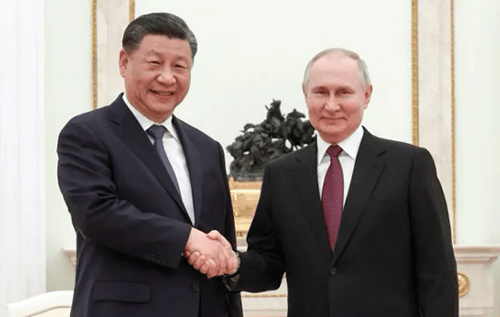 Сі Цзіньпін та Путін провели телефонну розмову, лідер Китаю закликав до прогресу у переговорах щодо України