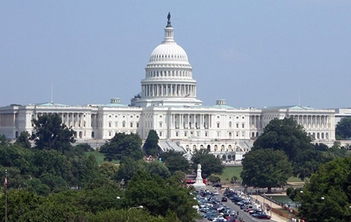 Сенат США ухвалив законопроект про допомогу Україні: Зеленський і Шмигаль відреагували