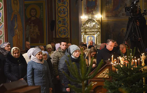 Святвечір і Різдво: де і коли дивитися богослужіння ПЦУ, УГКЦ та римсько-католицької церкви