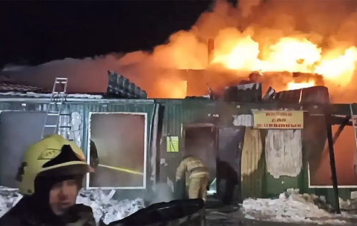 У російському місті Кемерово згорів будинок для людей похилого віку: загинуло 20 осіб. ВІДЕО