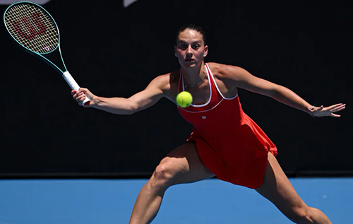 Перша ракетка України завершила виступ на Australian Open, допустивши в матчі 16 подвійних помилок. ВІДЕО