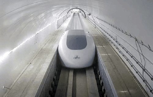 Ілон Маск засумував: Китай провів перші успішні запуски транспортної системи, аналогічної Hyperloop