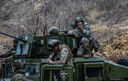 "Лінію фронту вирівняють по населеним пунктам Багатир і Костянтинопіль": військовий експерт про Курахівський напрямок