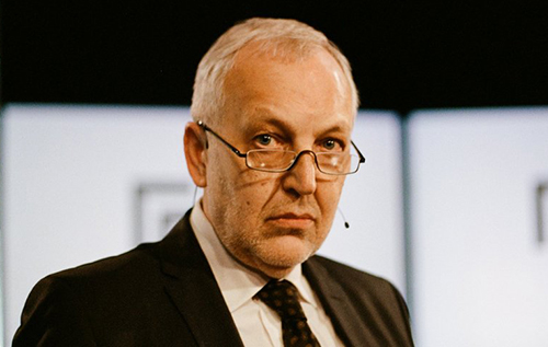 Невідомий поранив ножем виконавчого продюсера "Суспільного" Юрія Макарова: він у тяжкому стані в лікарні