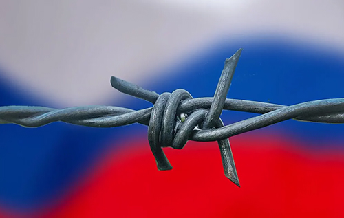 "Проводять репетицію": експерт пояснив причини обвалу зв'язку в Росії