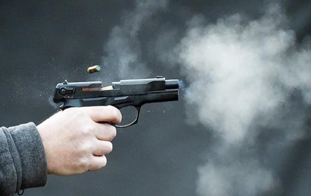 Під Києвом чоловік відкрив вогонь по людях, є загиблі: перші деталі