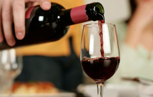 Во Франции из непроданного вина решили производить дезинфекторы