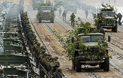 Аналітики пояснили, чому Росія та Білорусь скоротили масштаб спільних військових навчань "Захід-2025"