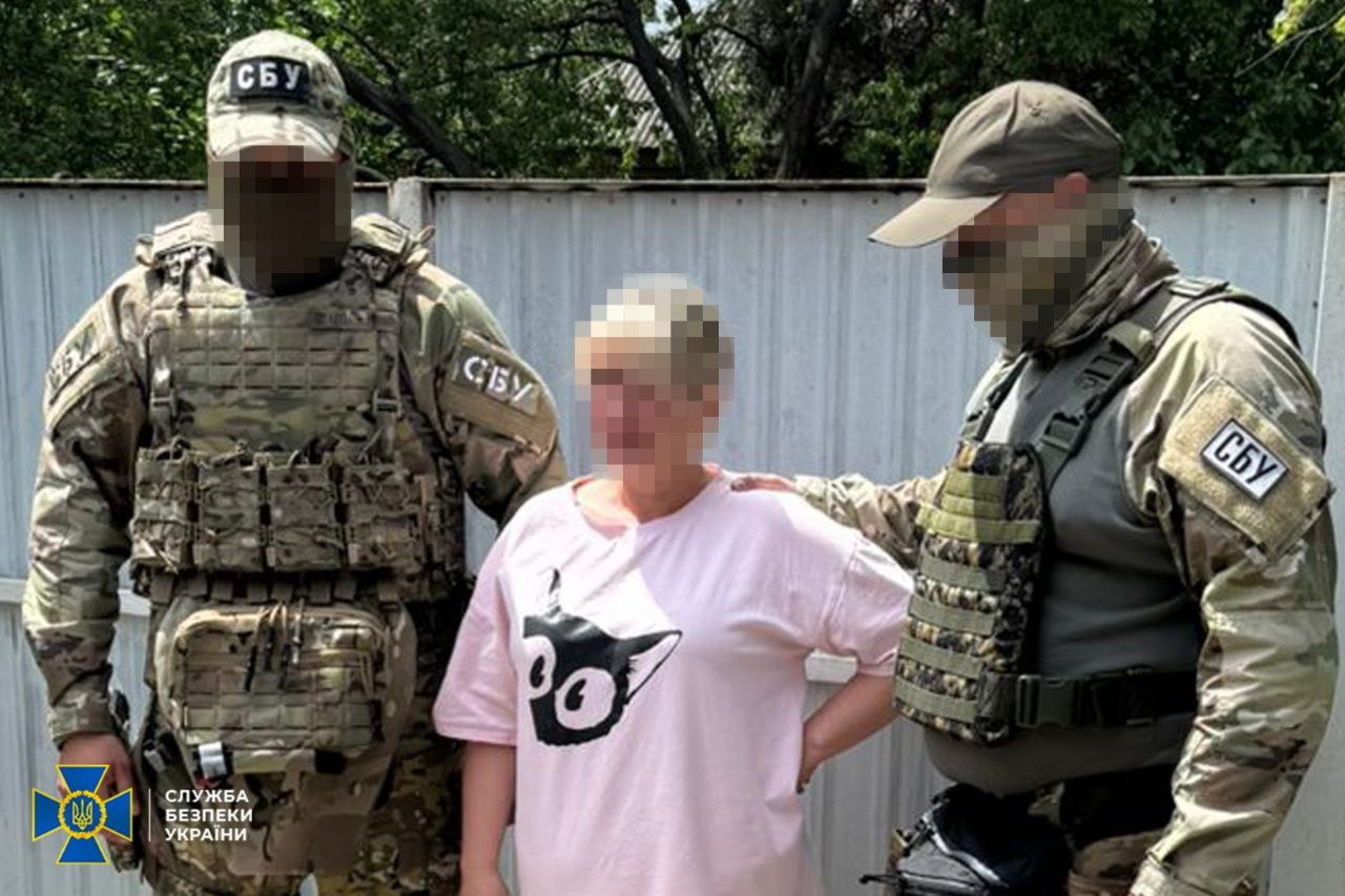 СБУ затримала двох інформаторок ворога, які коригували удари по Донеччині