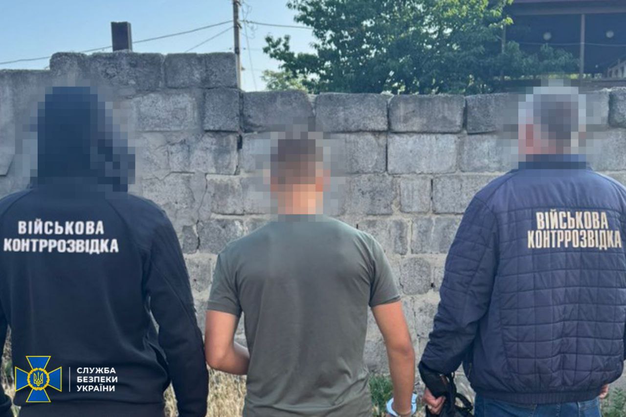 Неповнолітній агент РФ наводив російські ракети по Дніпру та Полтавщині