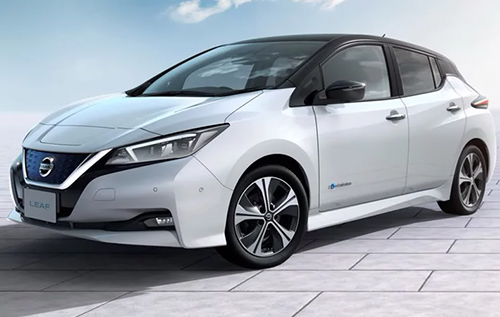 Nissan відкладає випуск двох нових електромобілів через зміну податкової політики США