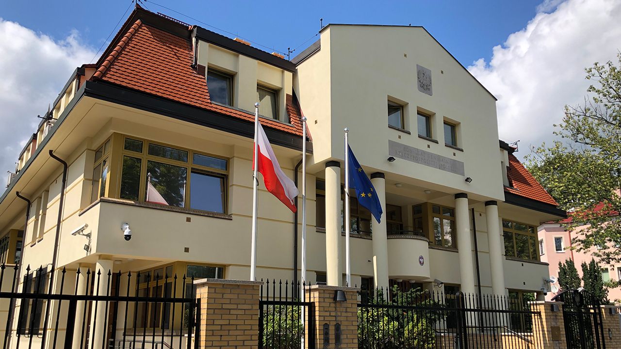 Польща обіцяє Росії "адекватну" відповідь на закриття консульства в Калінінграді
