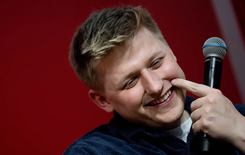 У Німеччині судитимуть коміка за жарти про замах на Трампа