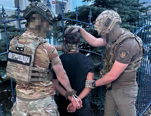 У Миколаєві затримали агентів ФСБ, які готували подвійний теракт біля ТЦК. ФОТО