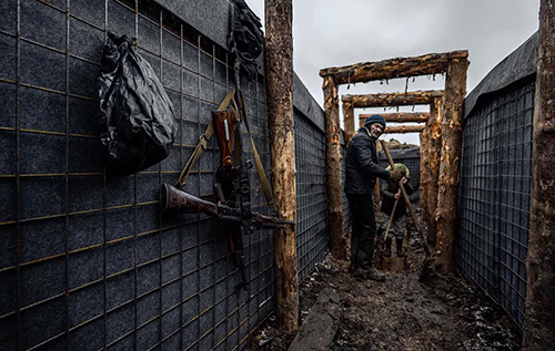 Україна розгорнула рекордне будівництво оборонних споруд, – WSJ