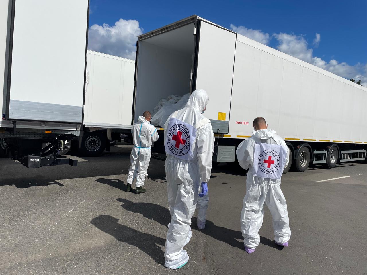 В Україну повернули тіла тисячі загиблих військових
