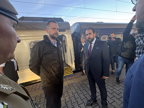 До Києва прибув міністр оборони Польщі Косіняк-Камиш