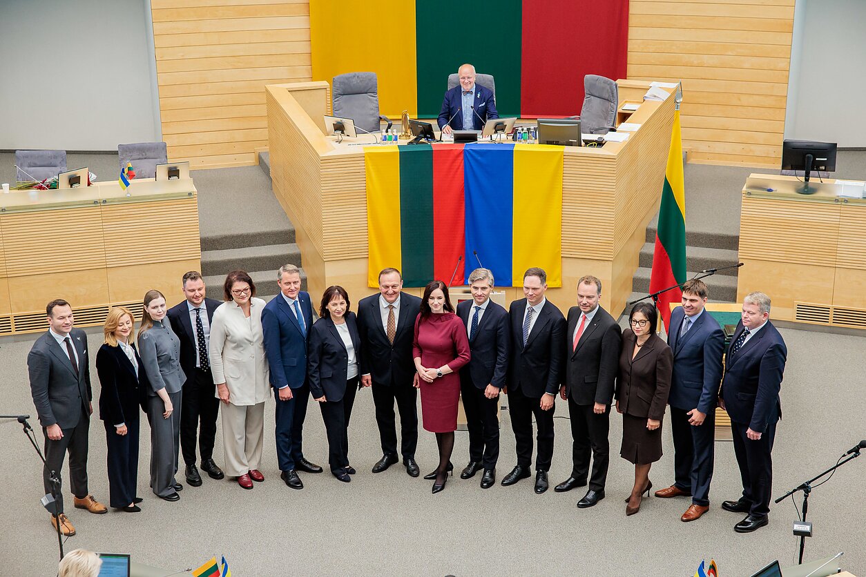 Парламент Литви затвердив нового прем'єра та міністрів