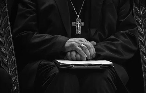 Католицький священник у Перу мав 17 коханок: жінки дізнались одна про одну й ледь не побилися